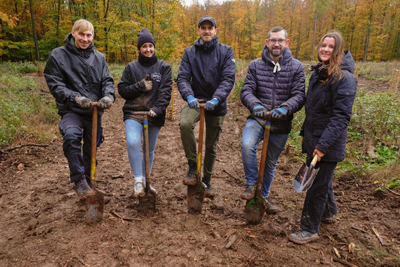 tree-planting-carousel-image